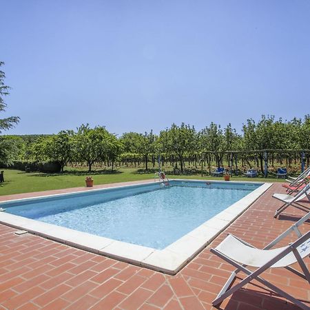 Apartment Fattoria Petraglia - Padronale By Interhome Monteriggioni Luaran gambar