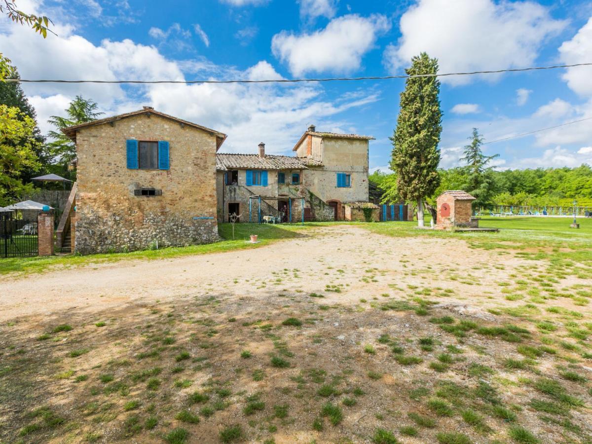 Apartment Fattoria Petraglia - Padronale By Interhome Monteriggioni Luaran gambar