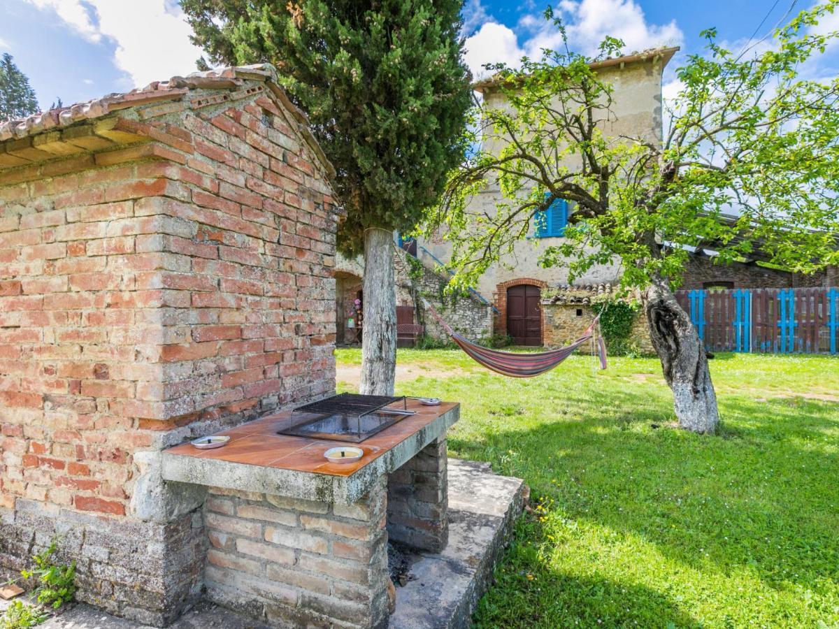 Apartment Fattoria Petraglia - Padronale By Interhome Monteriggioni Luaran gambar