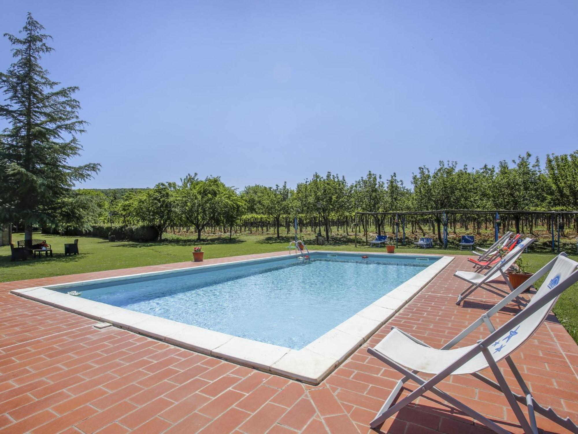 Apartment Fattoria Petraglia - Padronale By Interhome Monteriggioni Luaran gambar
